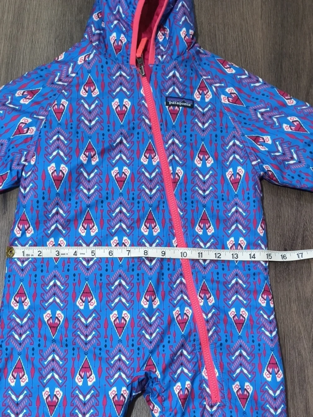 Patagonia Reversible Kids snow suit Onesie